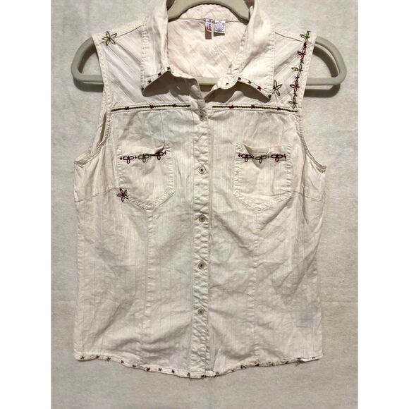 bill blass Tops - Vintage Bill Blass women XL Cream Button Down Embroidered top Cowgirl‎ boho work